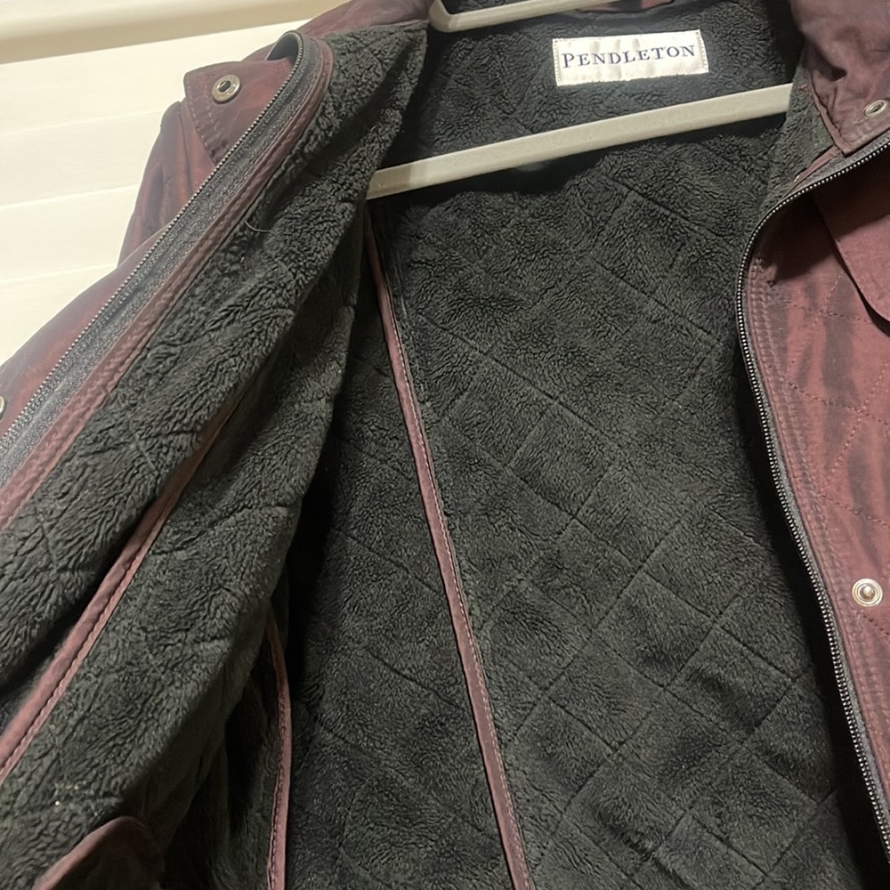 Pendleton Women’s Quilted Jacket - image 5